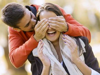 man surprising women
