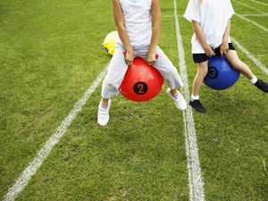 Bouncy ball race